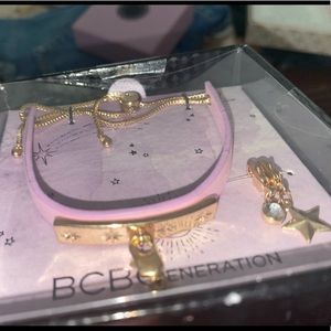 BCBG bracelet- NIB